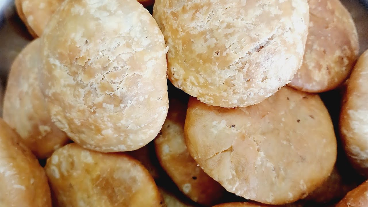 Kota ki famous payaz kachori live with manju